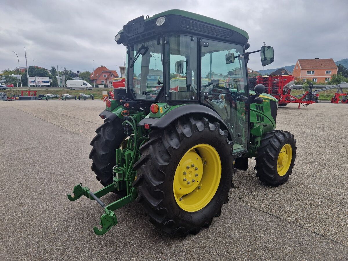 John Deere 5075 GF 3