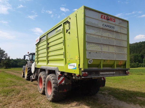 Claas CARGOS 8400