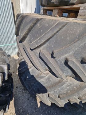 Michelin 650/65R42 & 600/65R28