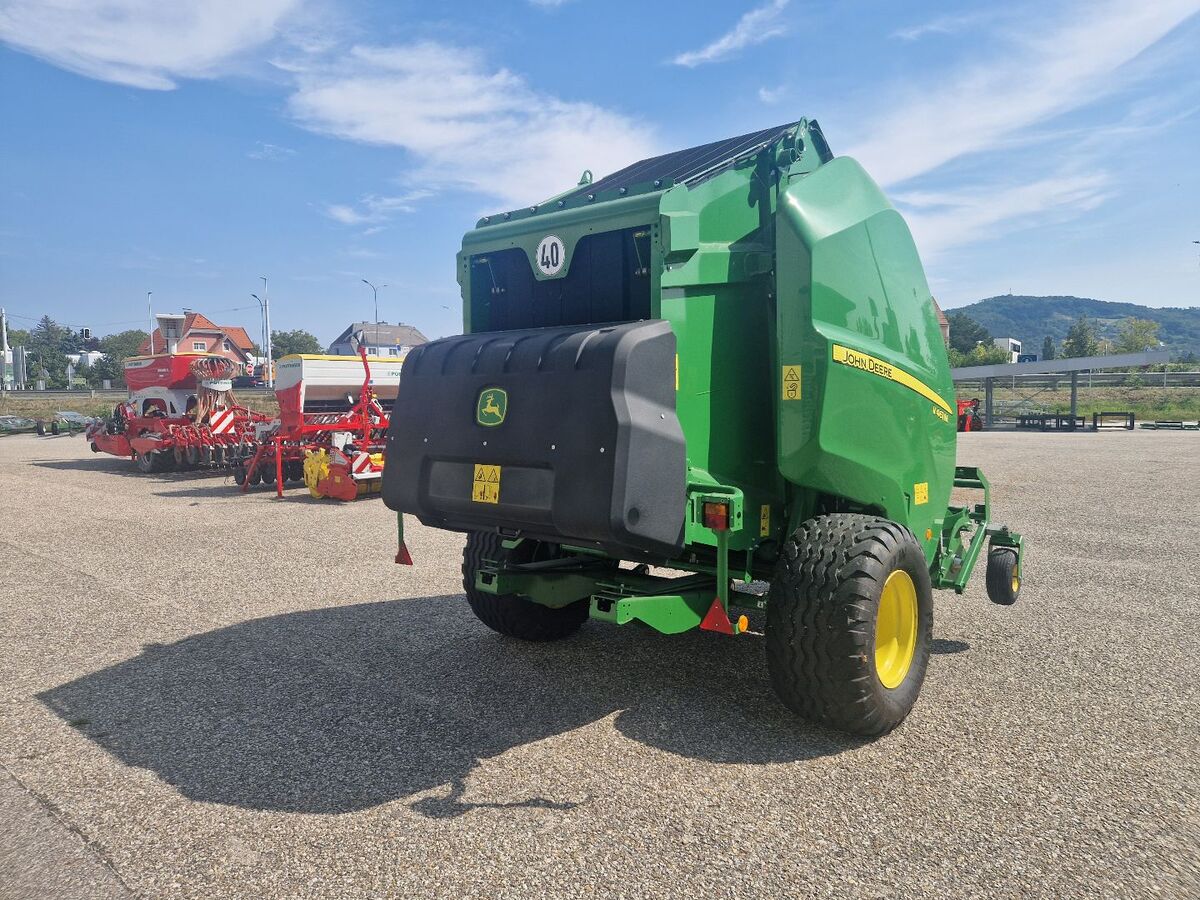 John Deere V461M 3