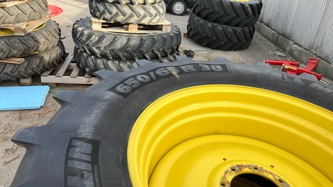 MICHELIN 650/65 R38 & 540/65 R28