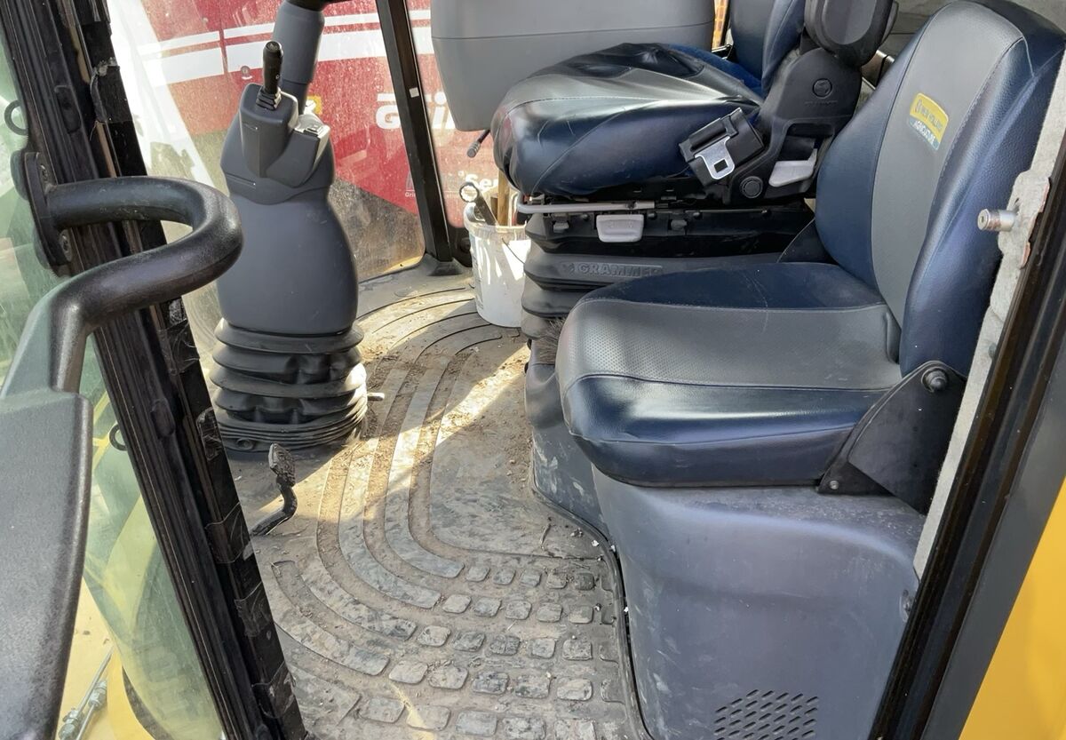 New Holland CR9090 2