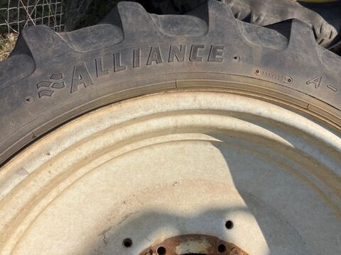 Alliance 270/95R46