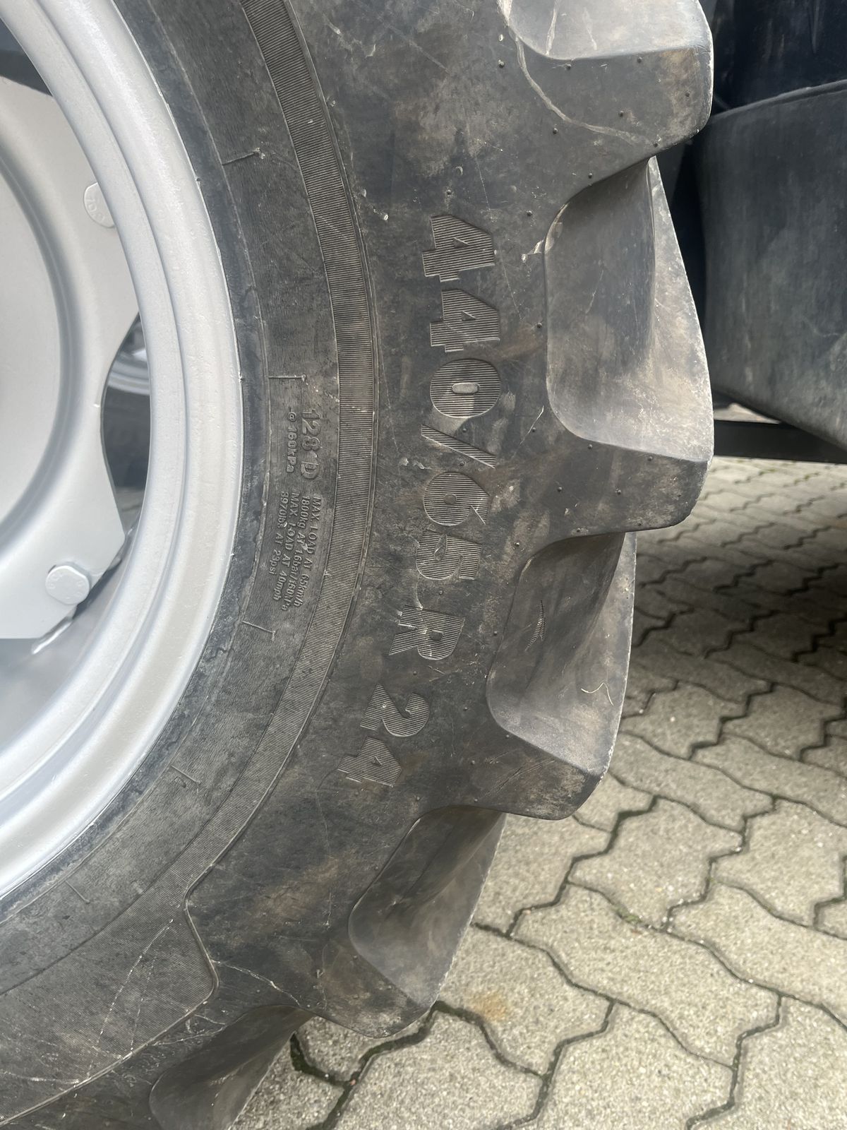 Massey Ferguson 5445-4 Standard 3