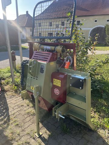 HOLZKNECHT HS 650