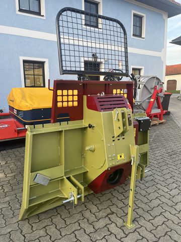 Holzknecht HS 650