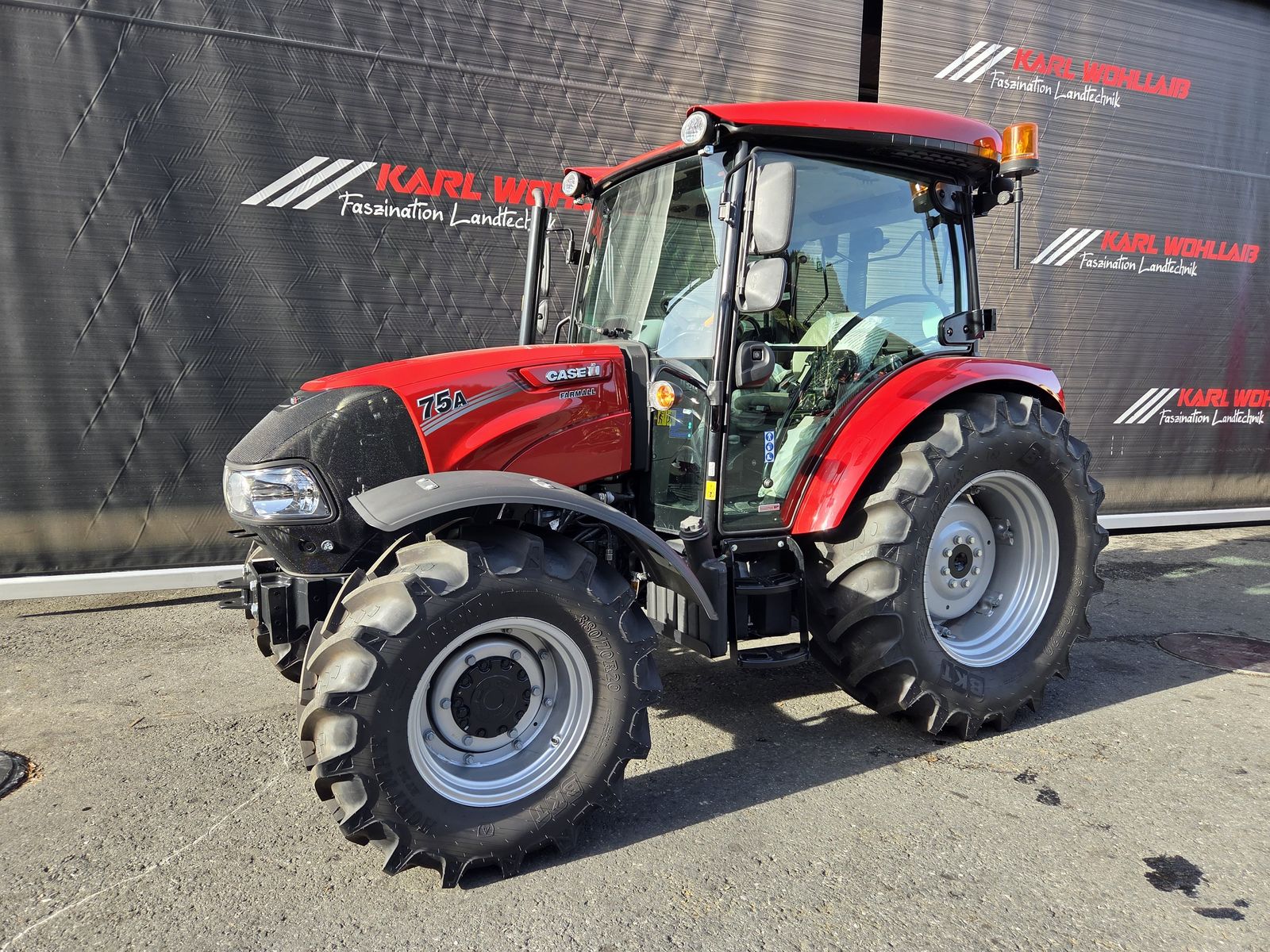 Case IH Farmall 75 A (Stage V) 2