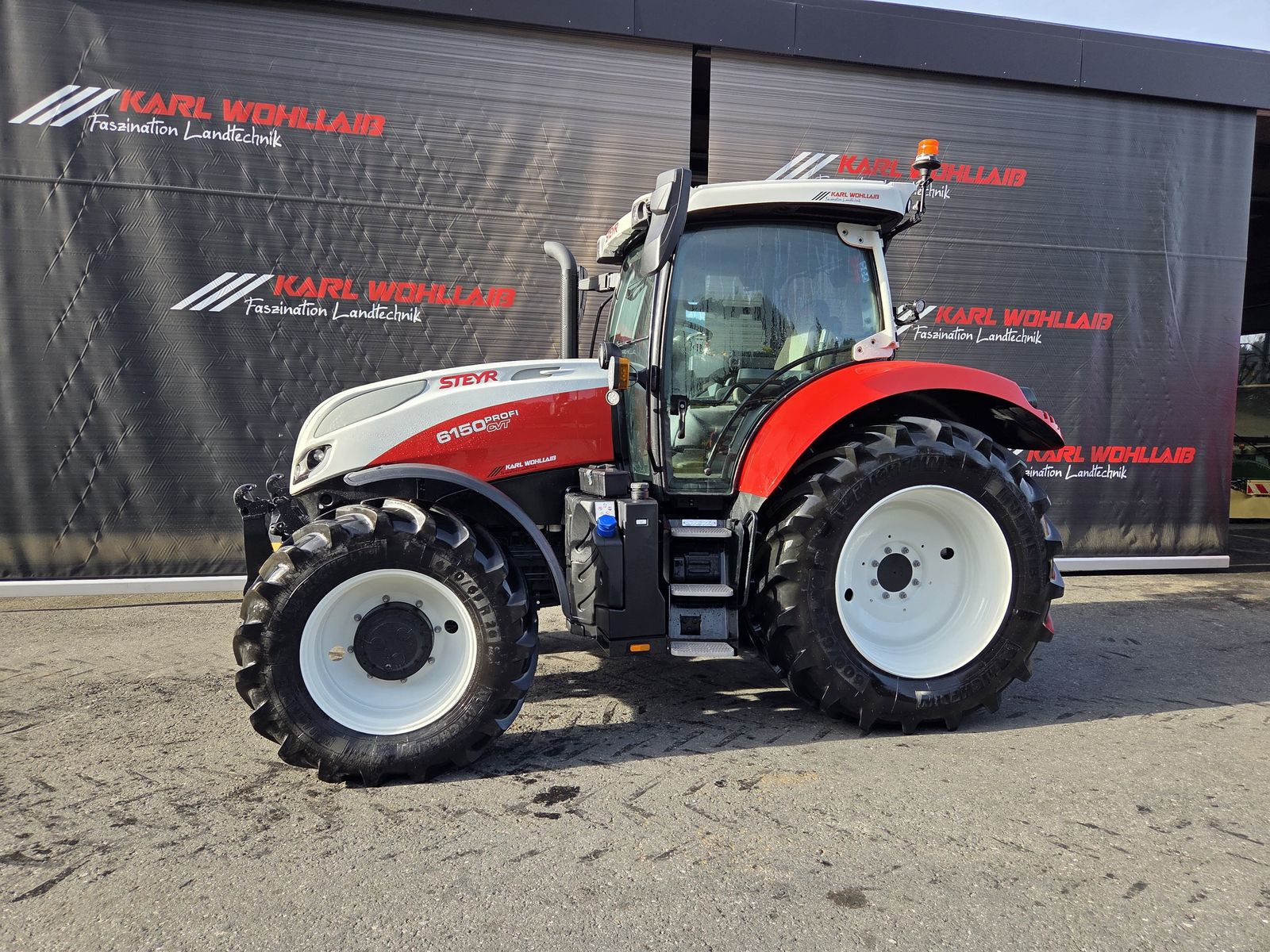 Steyr 6150 Profi CVT (Stage V)  1