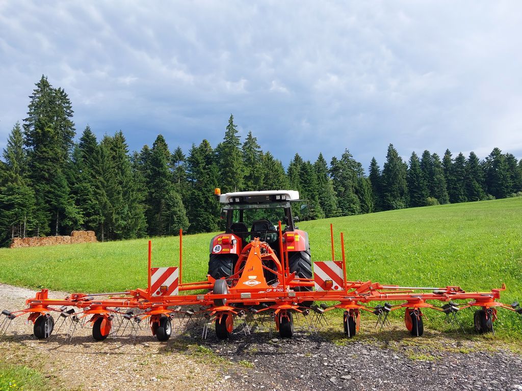 Kuhn  GF 8702 2