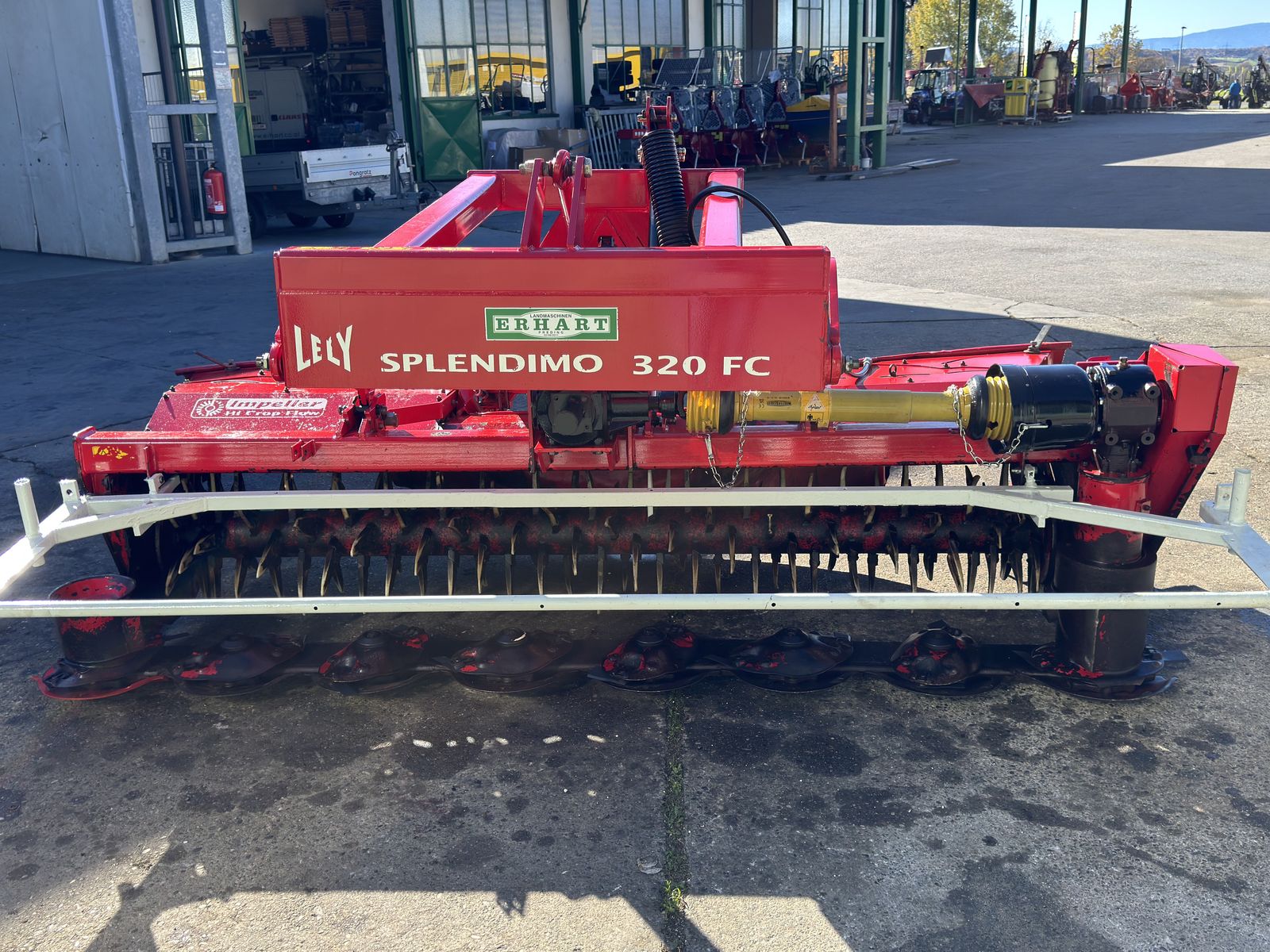 Lely SPLENDIMO 320 FC 1