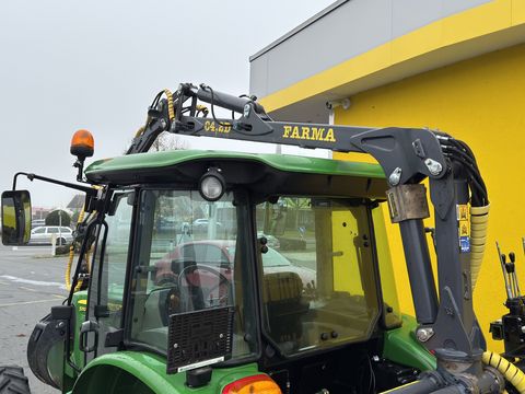John Deere 5050E