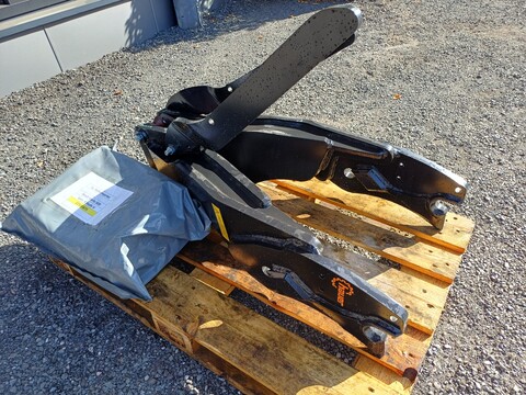 Hauer TBS-2 B zu Fendt Vario 300 Gen.4 Stufe V (24518)