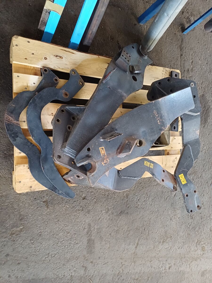 Hauer Top Block -N zu Lindner Geotrac (24228) 1