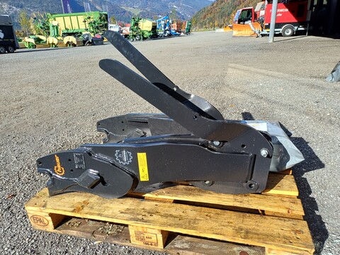 Hauer TBS-2 B zu Fendt Vario 300 Gen.4 Stufe V (24518)