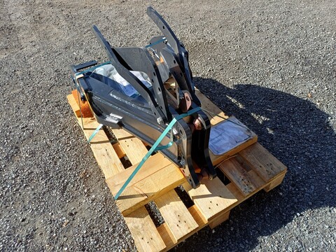 Hauer TBS-2 B zu Massey Ferguson 5S 105 Stufe V (24519