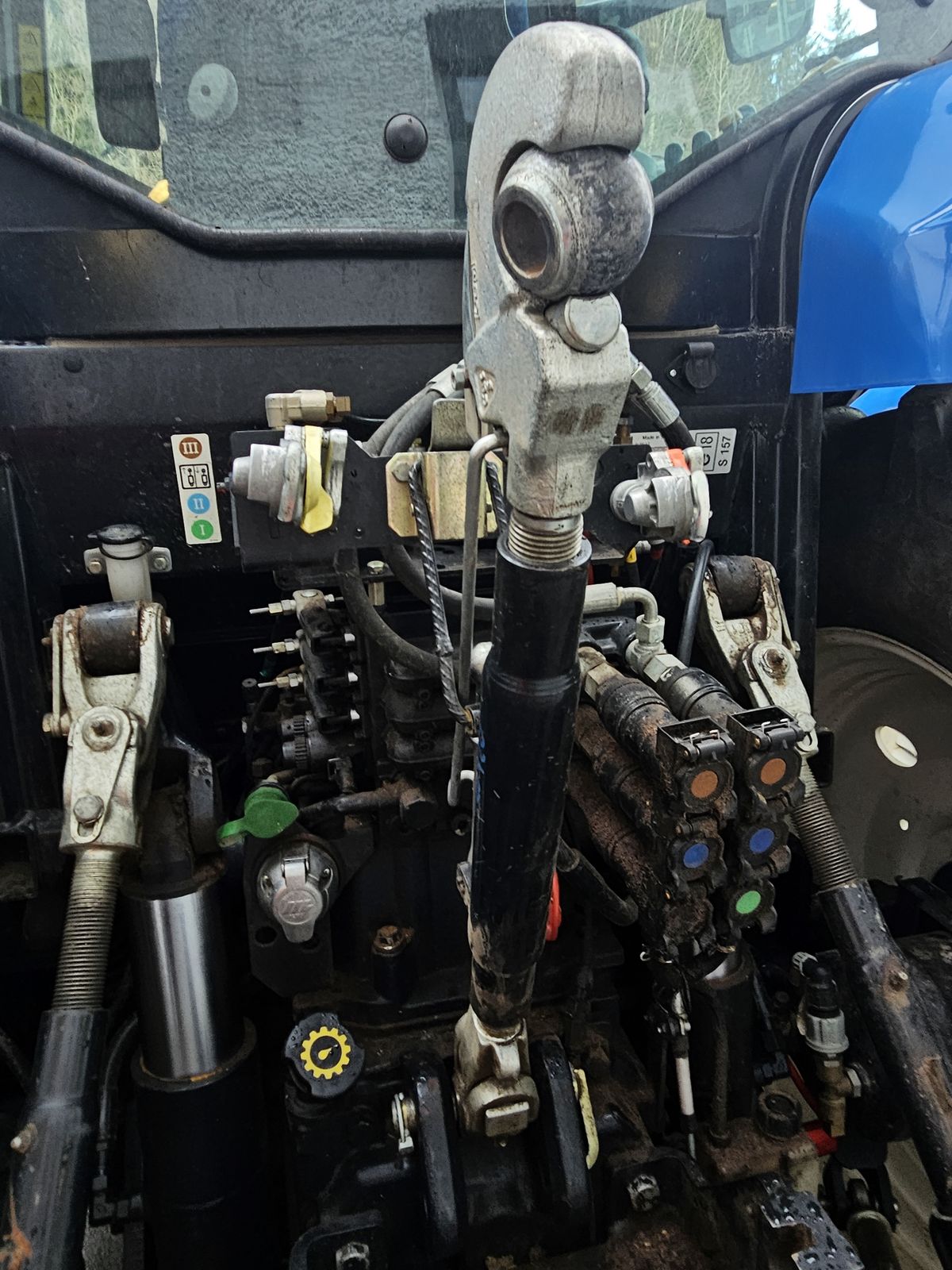 New Holland T6040 Elite 3