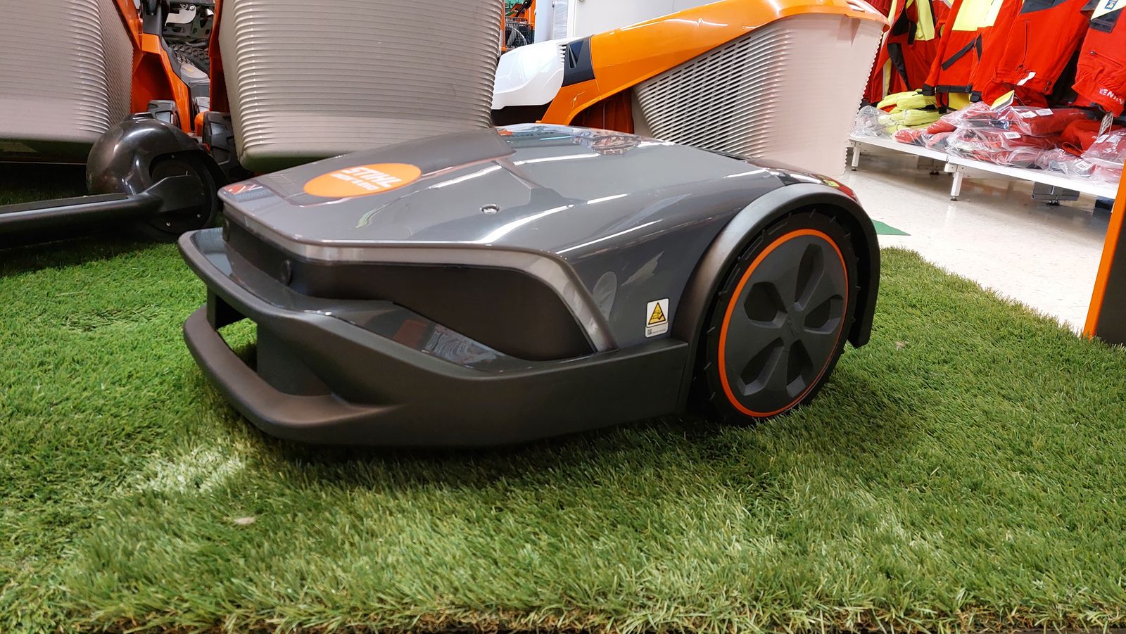 Stihl Rasenroboter iMow 6 EVO 3