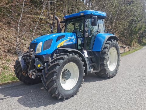 <strong>New Holland T7550</strong><br />