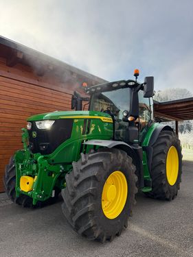 John Deere 6R250