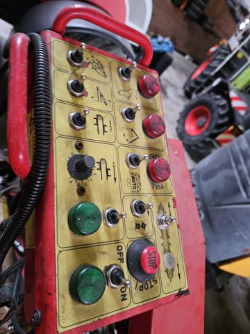 3310-3b92fe046a0764e31c05363b31879267-5389468