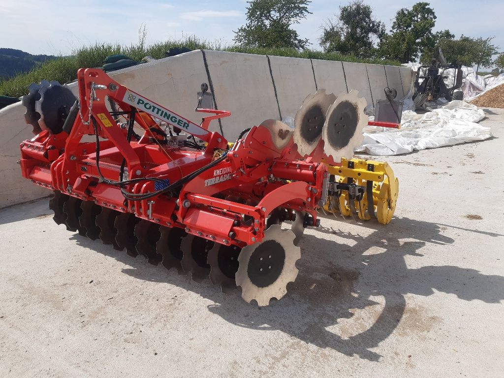Pöttinger Terradisc 3001 3