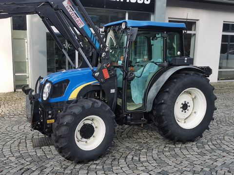<strong>New Holland T4030 De</strong><br />
