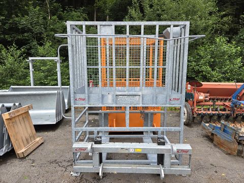 Fliegl Arbeitsbühne HOCH