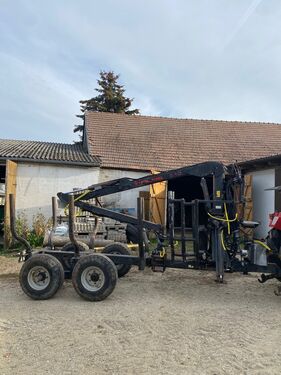 Palms Forstanhänger mit Kran 510