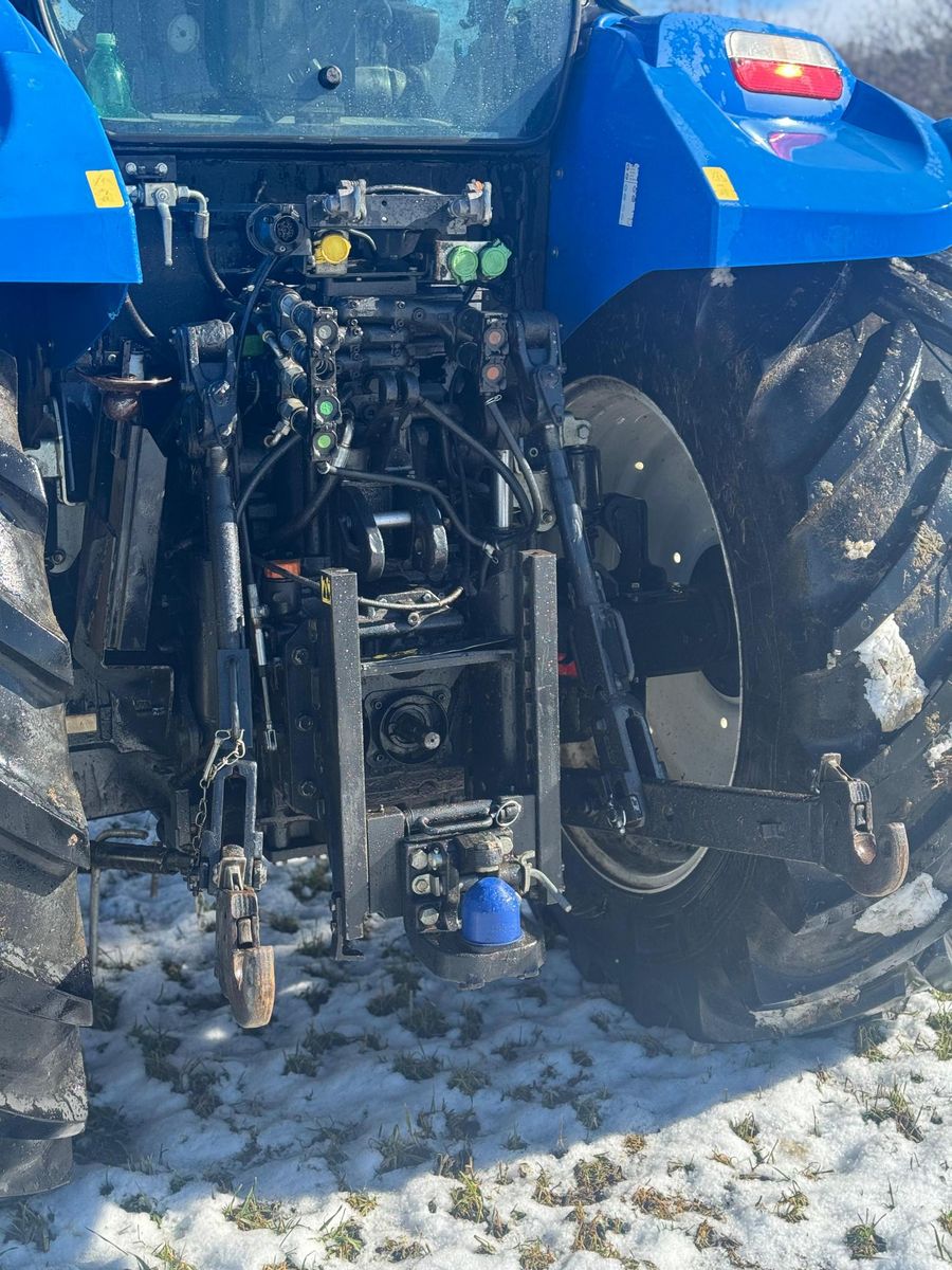 New Holland T5 100 Electro Command 3