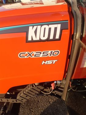 Kioti CX 2510 H-EU