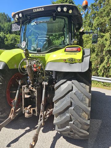 Claas Arion 650