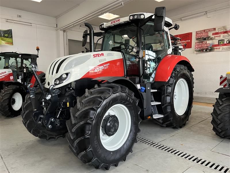 Steyr 4135 Profi CVT (Stage V) 1