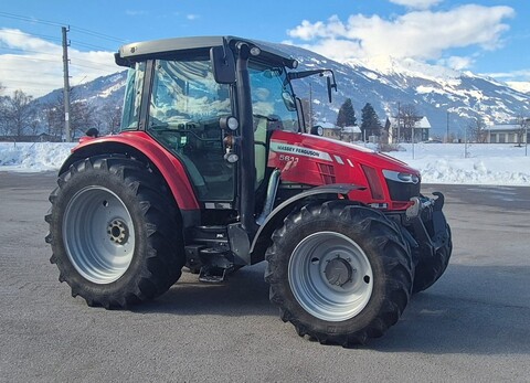 Massey Ferguson 5611