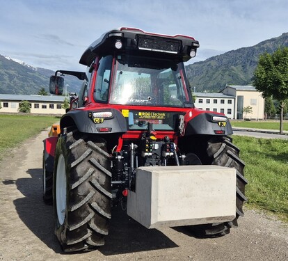 Lindner Lintrac 100