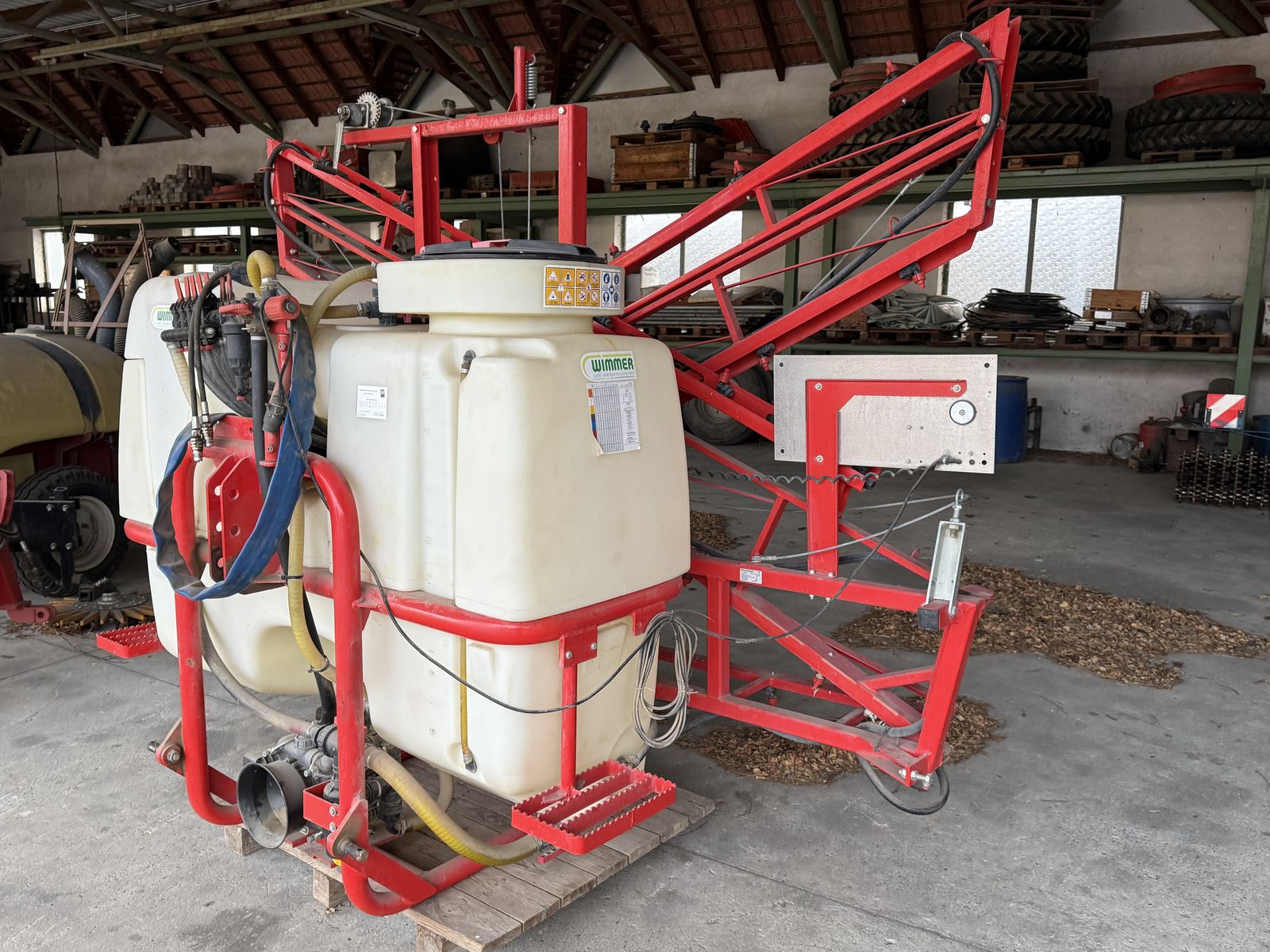 Agromehanika Feldspritze AGS 800 mit 15 Meter Balken 2