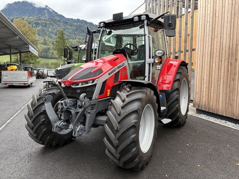 Massey Ferguson 5S.135 DynaVT Efficient 