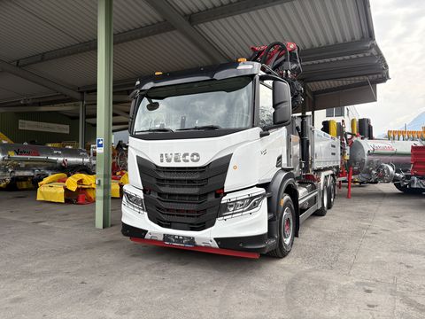 Iveco X-WAY 460 Kipper m. Kran