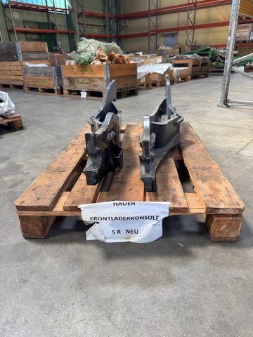 Hauer Frontladerkosolen zu John Deere 5R