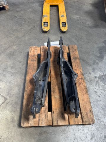 Hauer Frontladerkosolen zu John Deere 5R 2