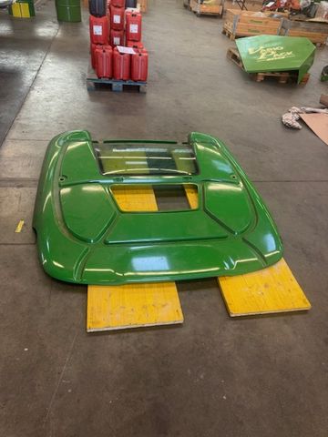 John Deere Dach leicht beschädigt