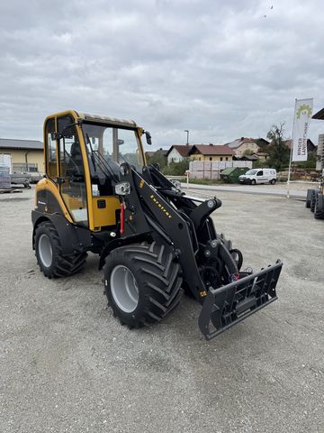 Eurotrac W13-CF