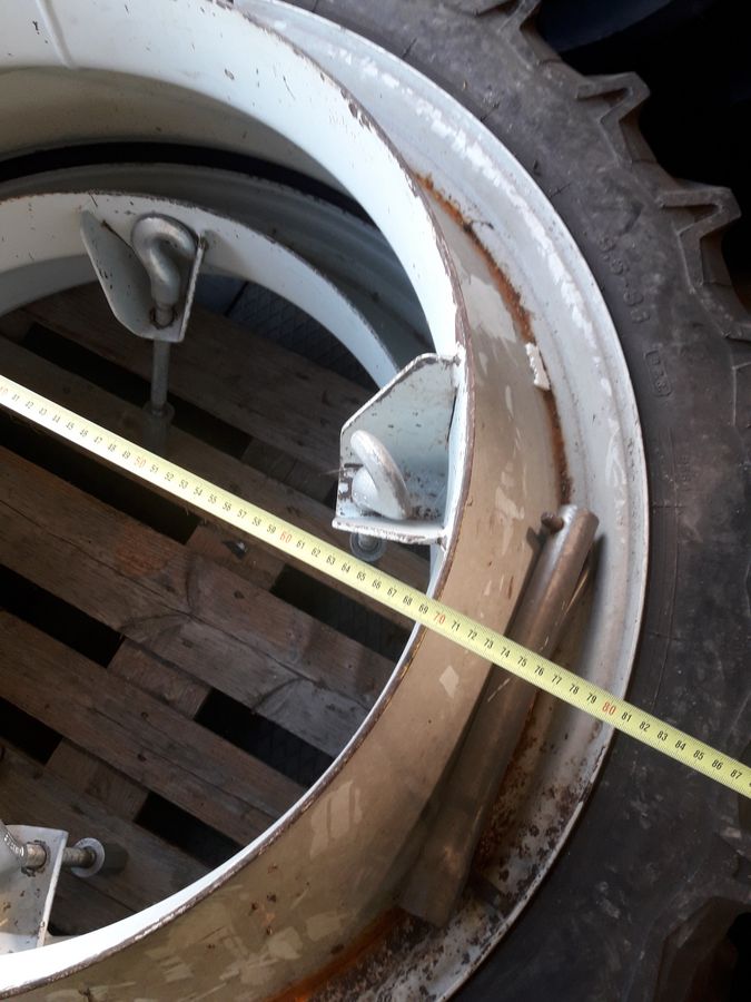 Zwillingsreifen 9.5-38 2