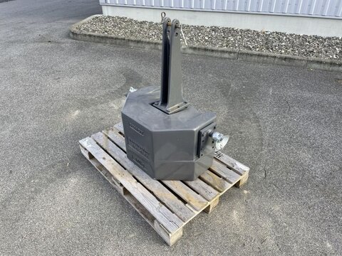 Fendt FRONTGEWICHT 870 KG 2