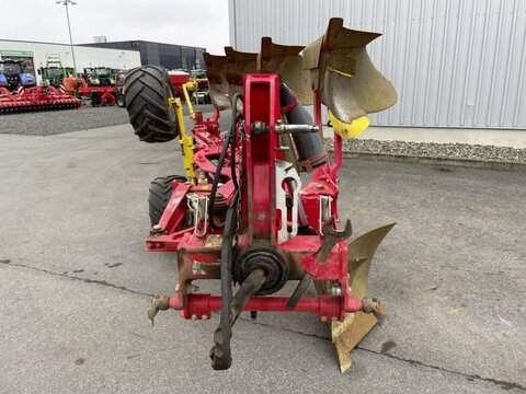 Pöttinger SERVO 35 S PLUS 4-SCHARIG 3