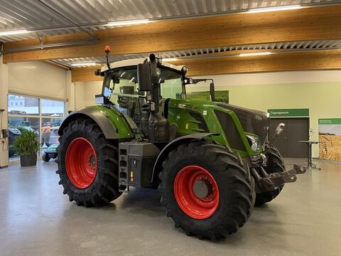 <strong>Fendt 828 VARIO S4 P</strong><br />