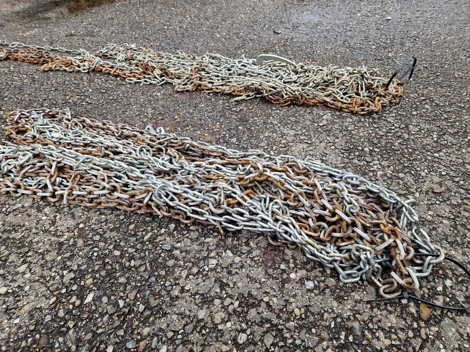 Pewag Schneeketten zu 31 x 15.5 - 15 3