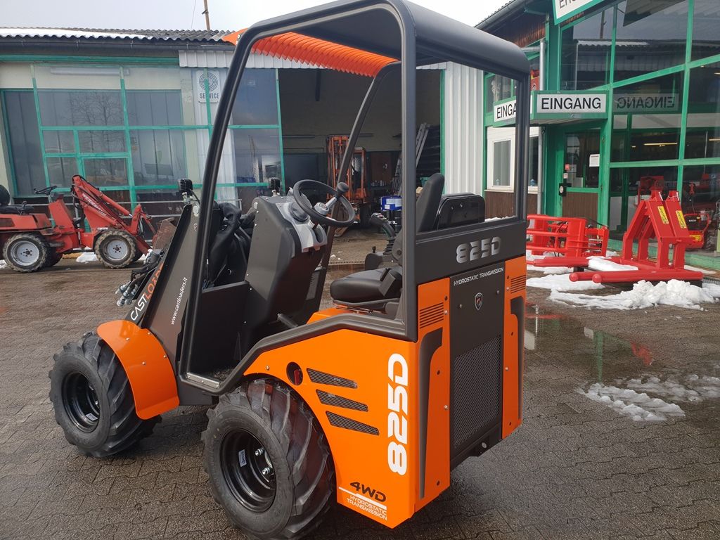 Cast 825D TOP Ausstattung 3