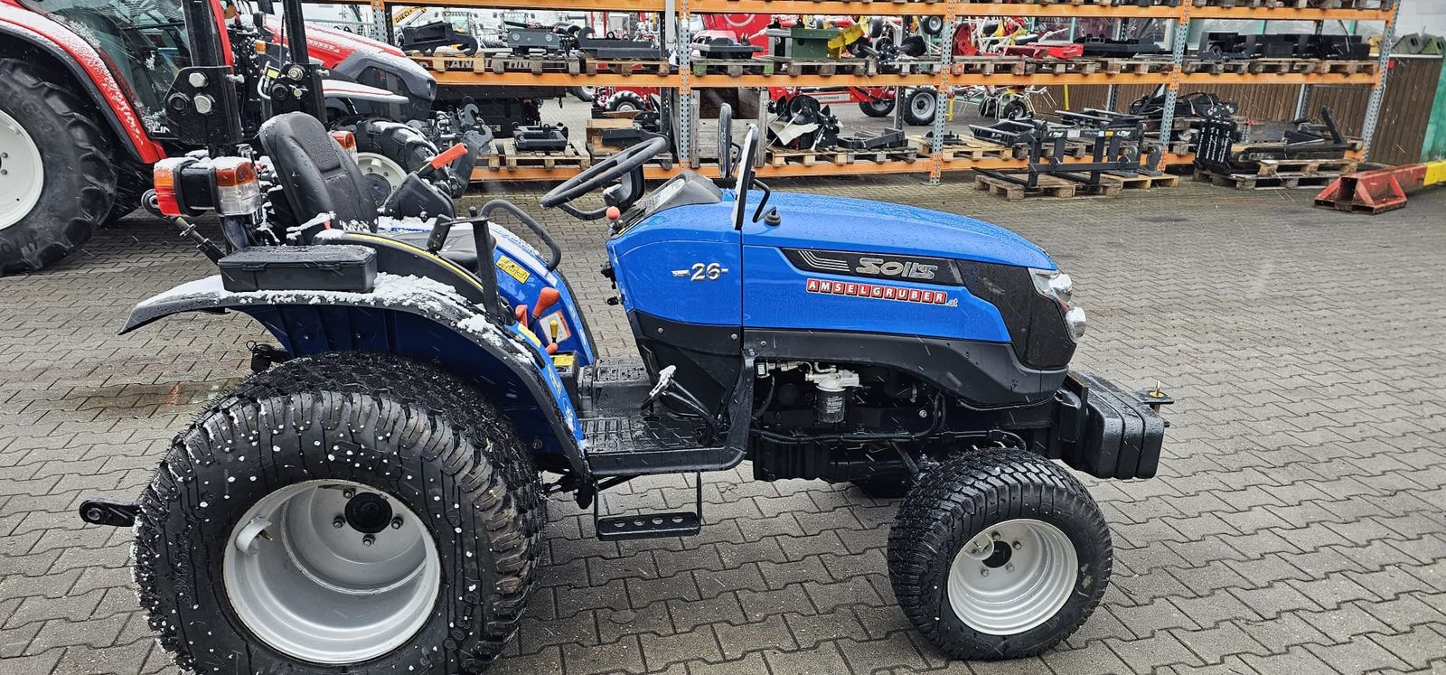 Solis Solis 26 Allrad 1