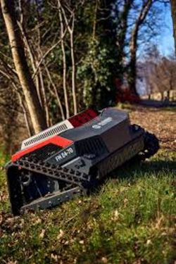 Bluebird Mähraupe FM24-70 3