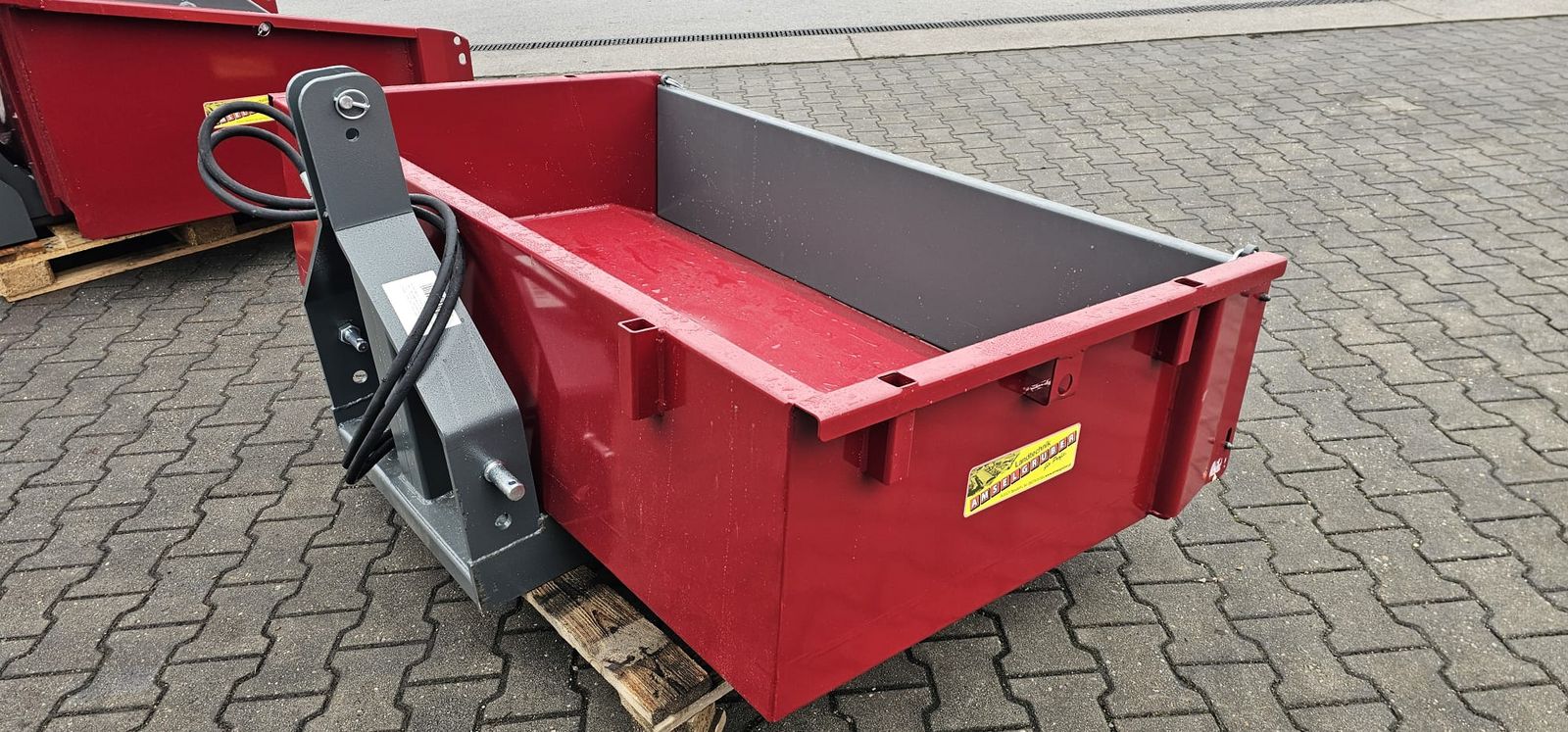 Dominator Kippschaufel 180 DW LAGERND! 2